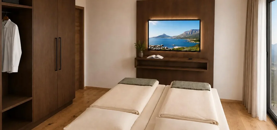 Apartment 8